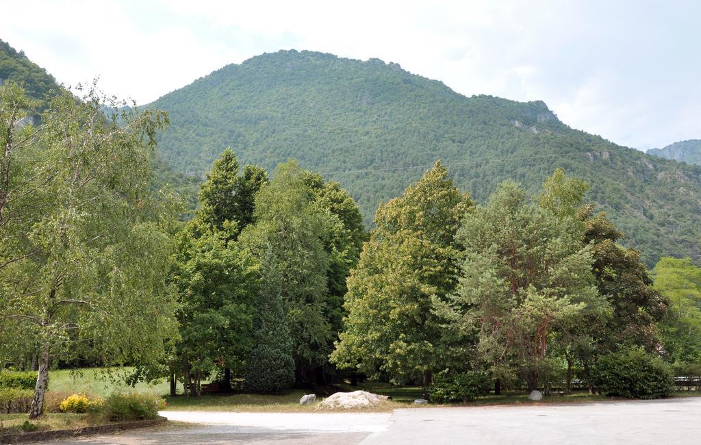 Albergo Ristorante Cima I Pra' Ponte nell'Alpi Luaran gambar